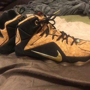 LeBron 12 king corks